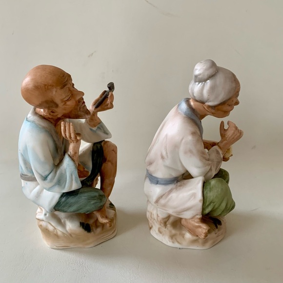 Vintage Pair Hand Painted Porcelain Asian Figurines - Picture 2 of 13
